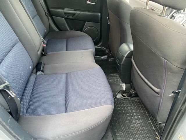 Серый Мазда 3, объемом двигателя 1.6 л и пробегом 240 тыс. км за 3499 $, фото 7 на Automoto.ua