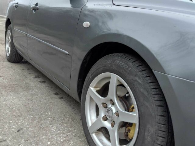 Сірий Мазда 3, об'ємом двигуна 1.6 л та пробігом 244 тис. км за 4500 $, фото 7 на Automoto.ua