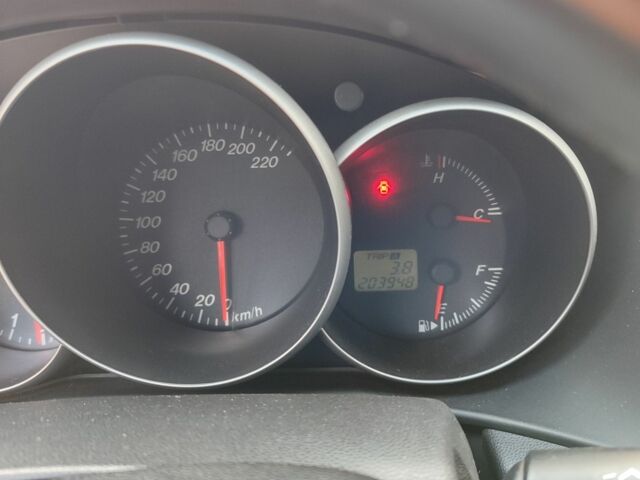 Серый Мазда 3, объемом двигателя 2 л и пробегом 203 тыс. км за 5200 $, фото 6 на Automoto.ua