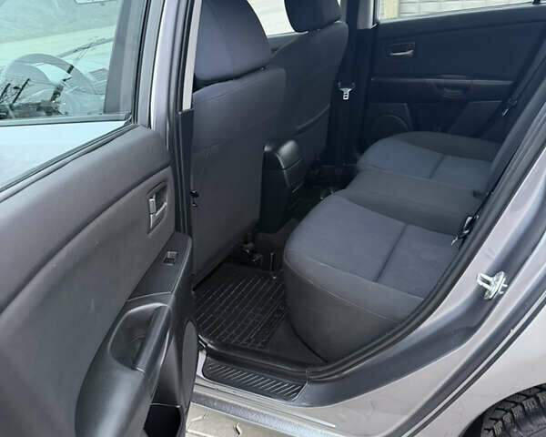 Серый Мазда 3, объемом двигателя 1.6 л и пробегом 222 тыс. км за 3599 $, фото 23 на Automoto.ua