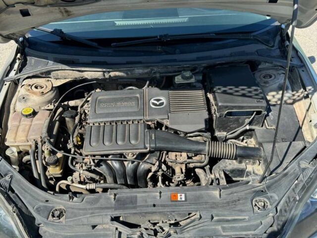 Сірий Мазда 3, об'ємом двигуна 1.6 л та пробігом 145 тис. км за 3800 $, фото 13 на Automoto.ua