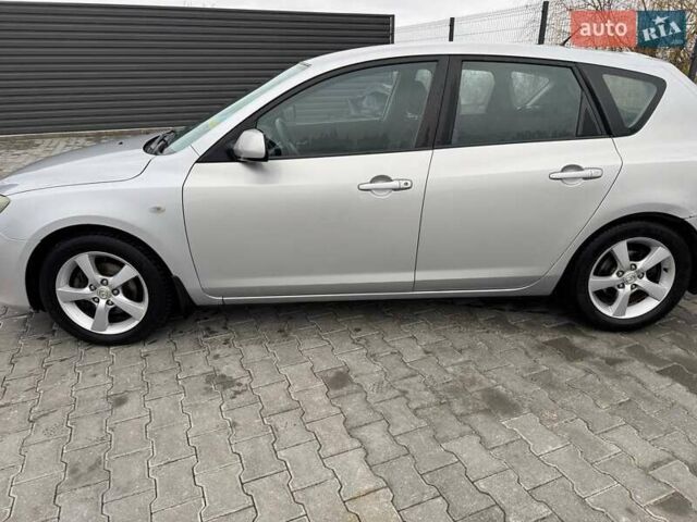 Сірий Мазда 3, об'ємом двигуна 1.6 л та пробігом 187 тис. км за 4200 $, фото 3 на Automoto.ua