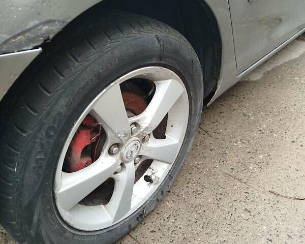 Мазда 3 2005 в Мерефа на Automoto.ua Серый Мазда 3, объемом двигателя 1.6 л и пробегом 198 тыс. км за 3900 $, фото 8 на Automoto.ua