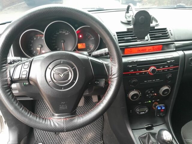 Серый Мазда 3, объемом двигателя 0 л и пробегом 363 тыс. км за 3500 $, фото 7 на Automoto.ua