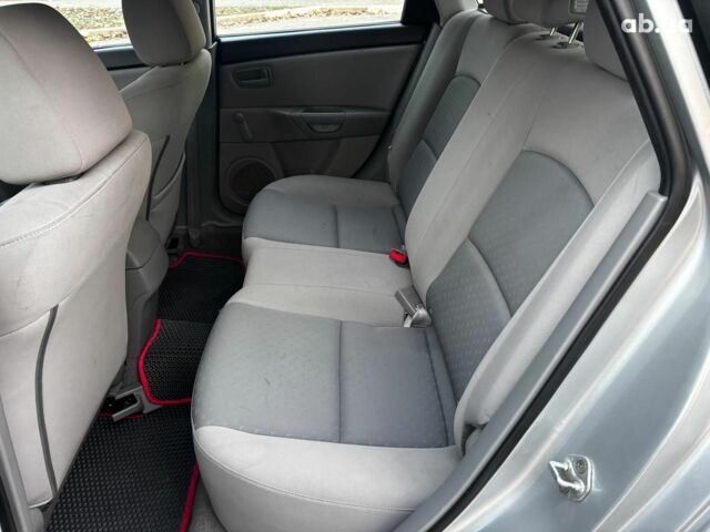 Сірий Мазда 3, об'ємом двигуна 1.4 л та пробігом 198 тис. км за 5490 $, фото 14 на Automoto.ua