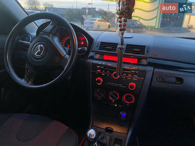 Сірий Мазда 3, об'ємом двигуна 1.6 л та пробігом 270 тис. км за 4800 $, фото 3 на Automoto.ua
