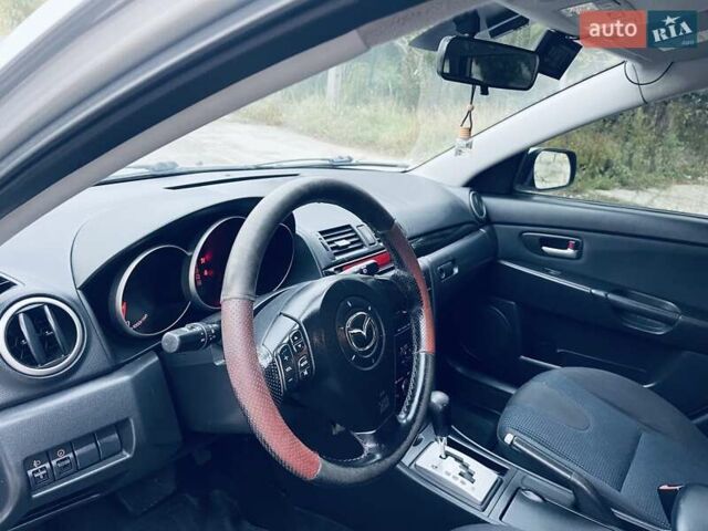 Сірий Мазда 3, об'ємом двигуна 1.6 л та пробігом 199 тис. км за 4600 $, фото 13 на Automoto.ua