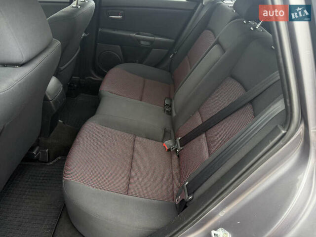 Серый Мазда 3, объемом двигателя 1.6 л и пробегом 207 тыс. км за 4600 $, фото 32 на Automoto.ua