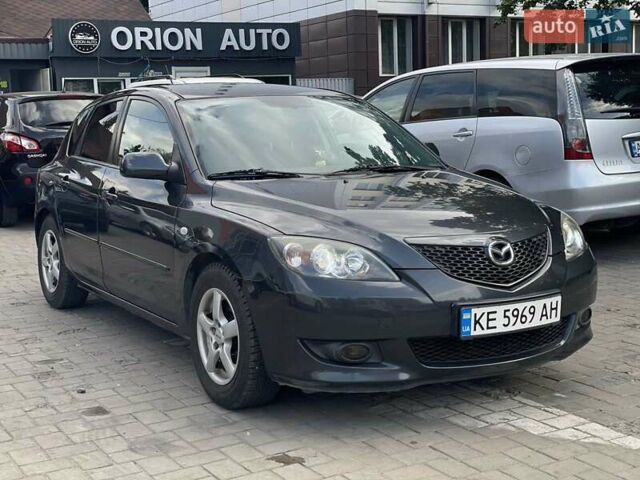 Сірий Мазда 3, об'ємом двигуна 1.6 л та пробігом 258 тис. км за 4600 $, фото 6 на Automoto.ua