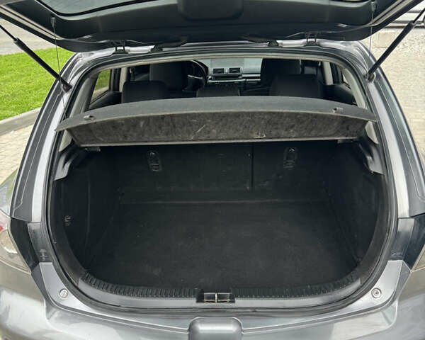 Сірий Мазда 3, об'ємом двигуна 1.56 л та пробігом 319 тис. км за 3700 $, фото 18 на Automoto.ua