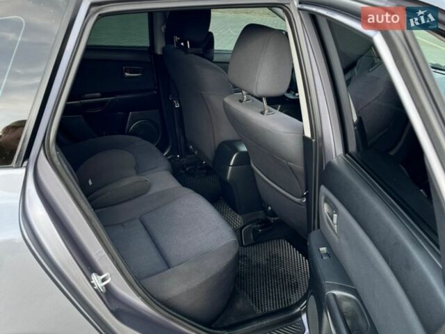 Серый Мазда 3, объемом двигателя 1.6 л и пробегом 127 тыс. км за 6300 $, фото 6 на Automoto.ua