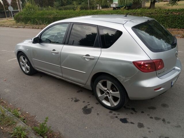 Серый Мазда 3, объемом двигателя 0 л и пробегом 300 тыс. км за 1700 $, фото 1 на Automoto.ua