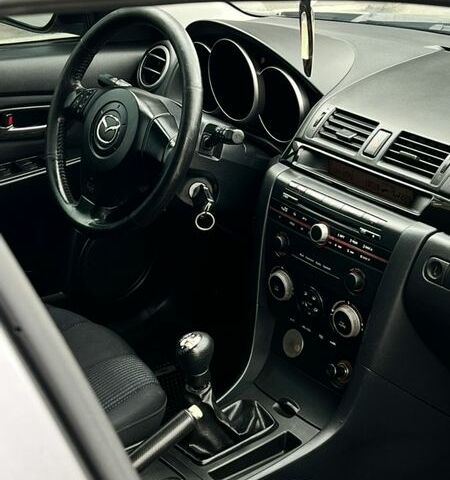 Сірий Мазда 3, об'ємом двигуна 1.6 л та пробігом 248 тис. км за 4700 $, фото 23 на Automoto.ua