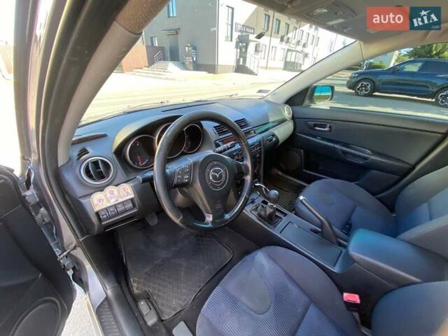 Сірий Мазда 3, об'ємом двигуна 1.6 л та пробігом 240 тис. км за 3800 $, фото 9 на Automoto.ua