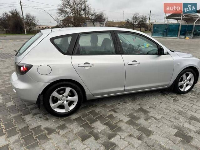 Сірий Мазда 3, об'ємом двигуна 1.6 л та пробігом 187 тис. км за 4200 $, фото 5 на Automoto.ua