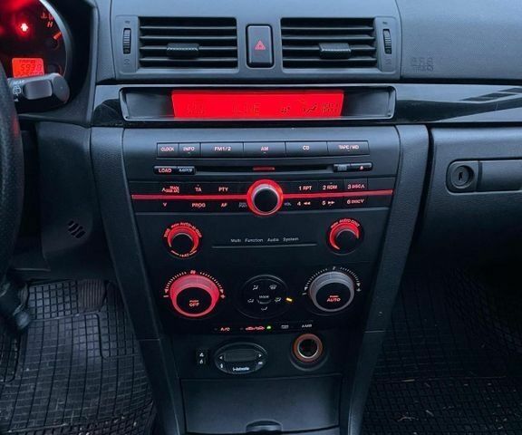 Серый Мазда 3, объемом двигателя 0 л и пробегом 310 тыс. км за 1000 $, фото 4 на Automoto.ua