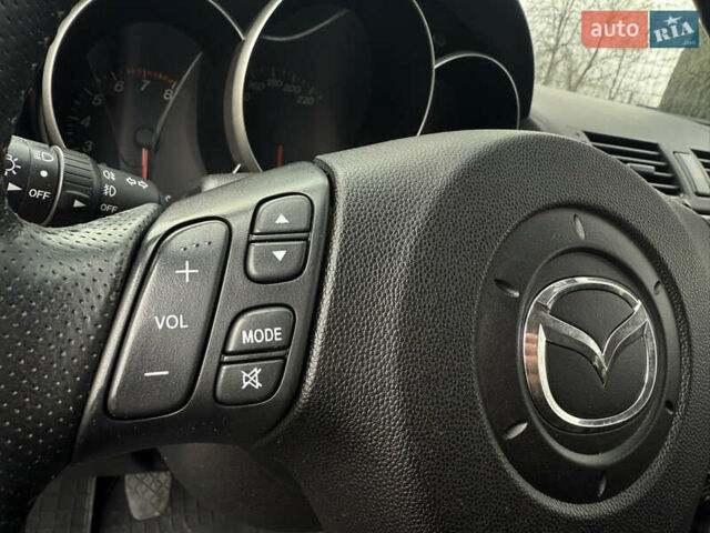 Серый Мазда 3, объемом двигателя 1.6 л и пробегом 207 тыс. км за 4600 $, фото 18 на Automoto.ua