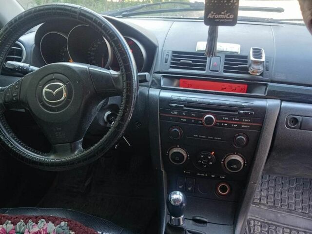 Сірий Мазда 3, об'ємом двигуна 1.6 л та пробігом 185 тис. км за 3800 $, фото 2 на Automoto.ua
