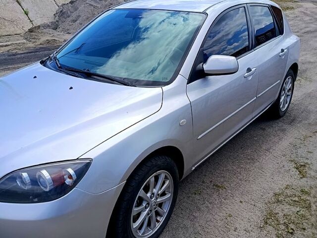 Сірий Мазда 3, об'ємом двигуна 1.6 л та пробігом 190 тис. км за 4200 $, фото 1 на Automoto.ua