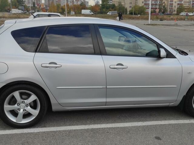 Сірий Мазда 3, об'ємом двигуна 1.6 л та пробігом 250 тис. км за 5700 $, фото 1 на Automoto.ua