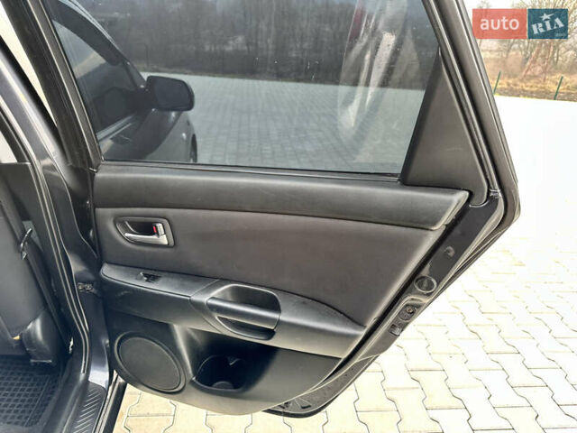 Сірий Мазда 3, об'ємом двигуна 1.6 л та пробігом 300 тис. км за 4500 $, фото 34 на Automoto.ua