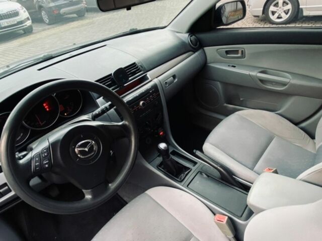 Сірий Мазда 3, об'ємом двигуна 1.4 л та пробігом 306 тис. км за 3200 $, фото 19 на Automoto.ua