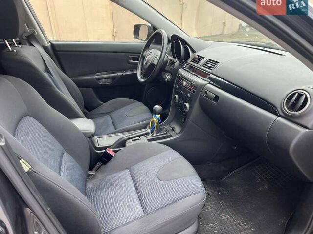 Серый Мазда 3, объемом двигателя 1.6 л и пробегом 276 тыс. км за 5400 $, фото 21 на Automoto.ua