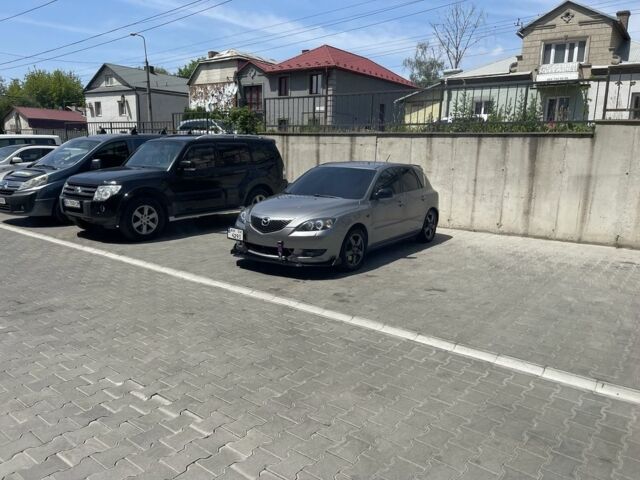 Серый Мазда 3, объемом двигателя 2 л и пробегом 198 тыс. км за 5500 $, фото 3 на Automoto.ua