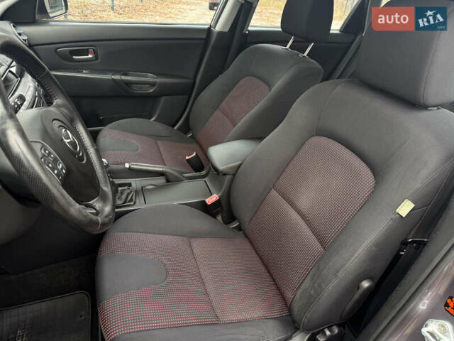 Серый Мазда 3, объемом двигателя 1.6 л и пробегом 207 тыс. км за 4600 $, фото 16 на Automoto.ua