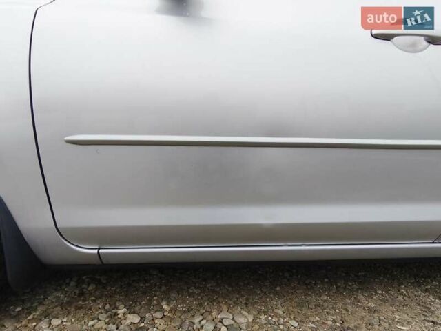 Сірий Мазда 3, об'ємом двигуна 1.6 л та пробігом 263 тис. км за 4700 $, фото 8 на Automoto.ua