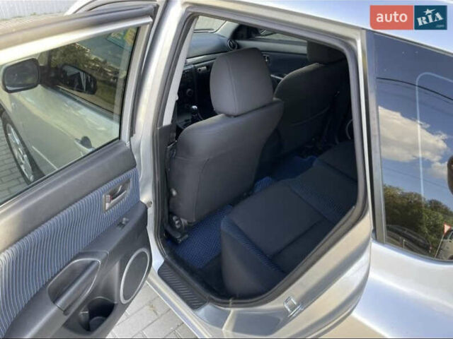 Серый Мазда 3, объемом двигателя 2 л и пробегом 191 тыс. км за 4100 $, фото 7 на Automoto.ua