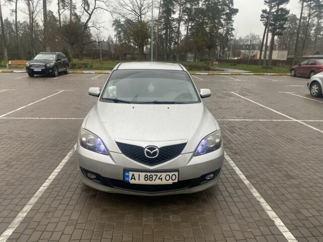 Серый Мазда 3, объемом двигателя 1.6 л и пробегом 196 тыс. км за 4500 $, фото 1 на Automoto.ua