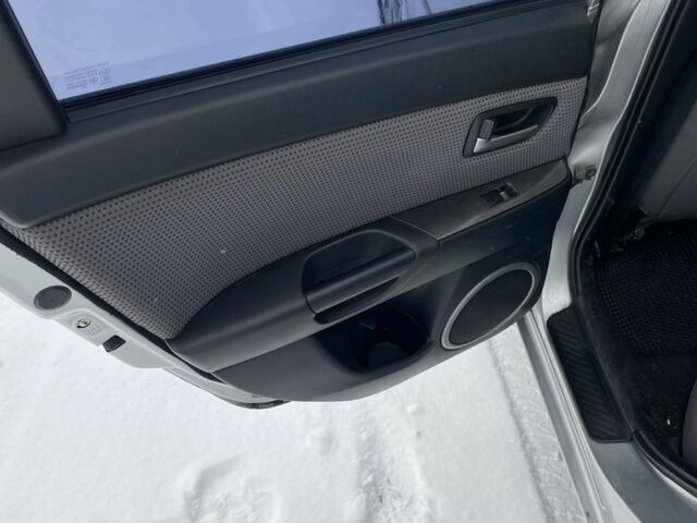 Сірий Мазда 3, об'ємом двигуна 1.6 л та пробігом 234 тис. км за 4500 $, фото 11 на Automoto.ua