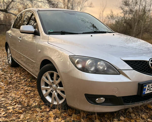 Сірий Мазда 3, об'ємом двигуна 1.6 л та пробігом 283 тис. км за 5500 $, фото 31 на Automoto.ua