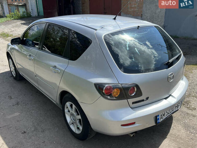Сірий Мазда 3, об'ємом двигуна 1.6 л та пробігом 232 тис. км за 4200 $, фото 4 на Automoto.ua