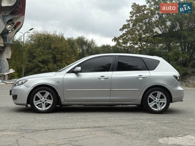 Сірий Мазда 3, об'ємом двигуна 1.6 л та пробігом 190 тис. км за 4999 $, фото 8 на Automoto.ua