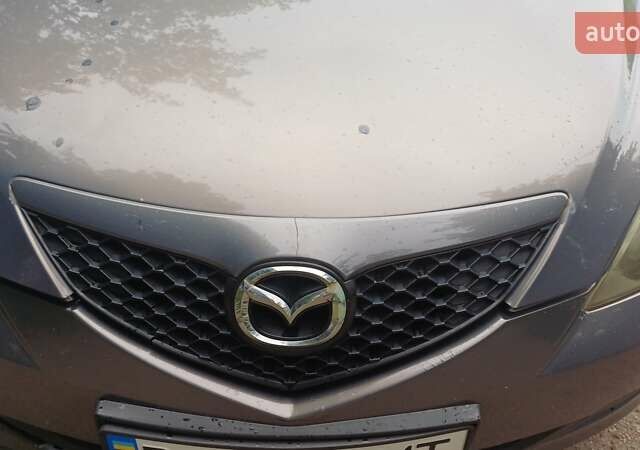 Серый Мазда 3, объемом двигателя 1.56 л и пробегом 380 тыс. км за 3600 $, фото 6 на Automoto.ua