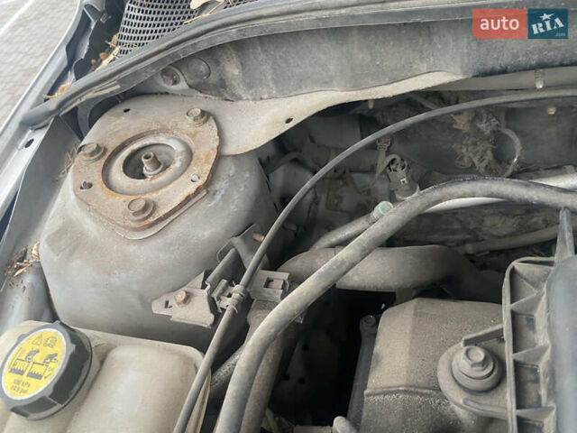 Серый Мазда 3, объемом двигателя 1.6 л и пробегом 196 тыс. км за 4500 $, фото 19 на Automoto.ua