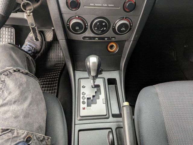 Серый Мазда 3, объемом двигателя 1.6 л и пробегом 217 тыс. км за 5499 $, фото 4 на Automoto.ua