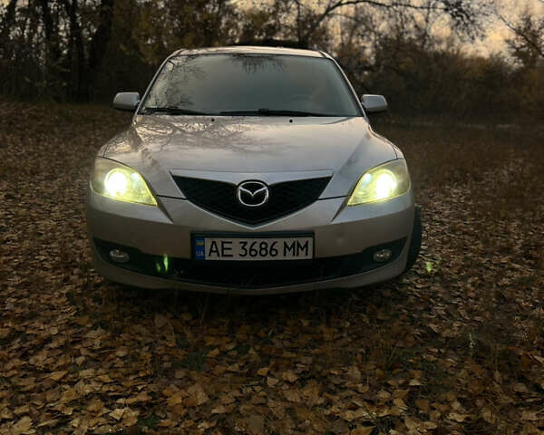Сірий Мазда 3, об'ємом двигуна 1.6 л та пробігом 283 тис. км за 5500 $, фото 40 на Automoto.ua