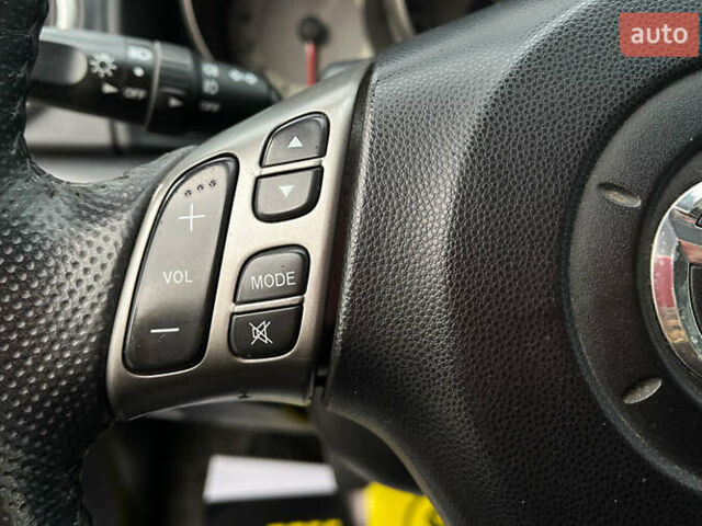 Сірий Мазда 3, об'ємом двигуна 1.6 л та пробігом 156 тис. км за 6200 $, фото 10 на Automoto.ua