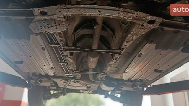 Серый Мазда 3, объемом двигателя 1.6 л и пробегом 230 тыс. км за 4150 $, фото 10 на Automoto.ua