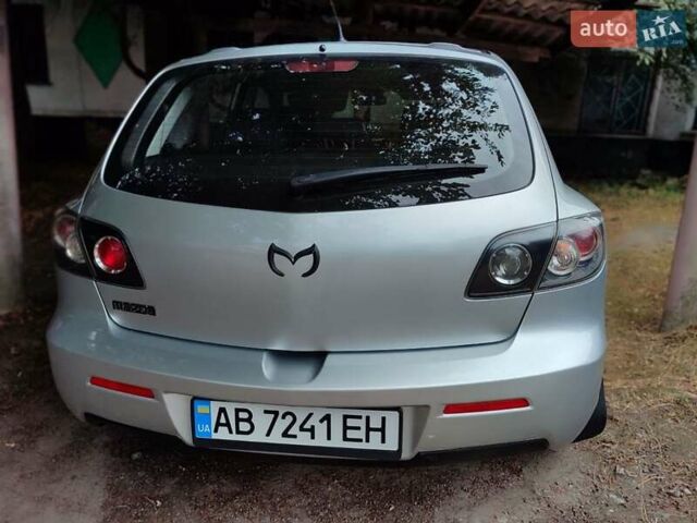 Серый Мазда 3, объемом двигателя 1.56 л и пробегом 220 тыс. км за 4500 $, фото 4 на Automoto.ua