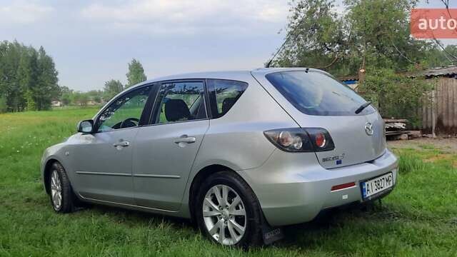 Сірий Мазда 3, об'ємом двигуна 1.6 л та пробігом 151 тис. км за 5000 $, фото 2 на Automoto.ua