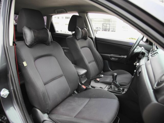 Серый Мазда 3, объемом двигателя 1.6 л и пробегом 247 тыс. км за 4999 $, фото 9 на Automoto.ua