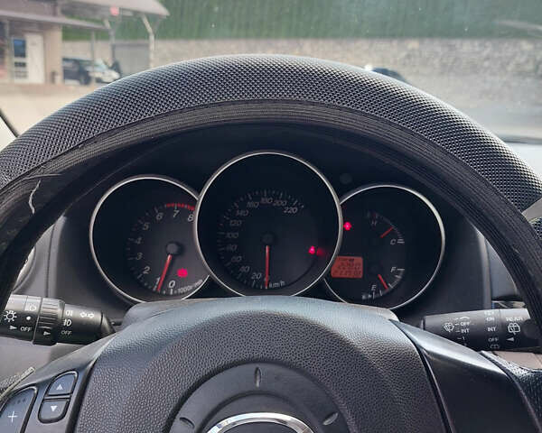 Серый Мазда 3, объемом двигателя 1.6 л и пробегом 211 тыс. км за 4750 $, фото 8 на Automoto.ua