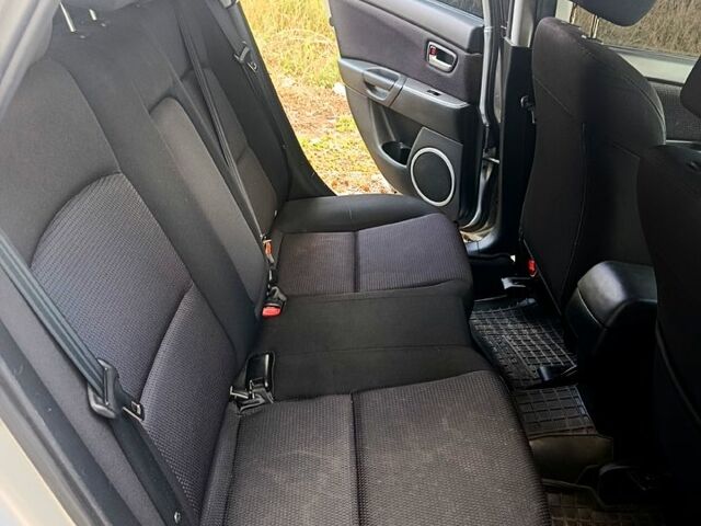 Серый Мазда 3, объемом двигателя 1.6 л и пробегом 254 тыс. км за 4800 $, фото 5 на Automoto.ua