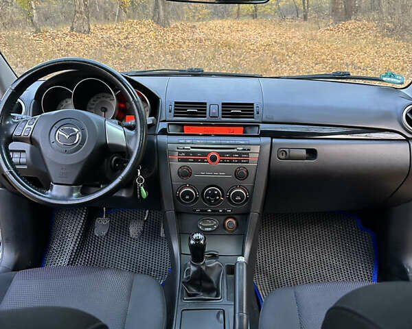 Сірий Мазда 3, об'ємом двигуна 1.6 л та пробігом 283 тис. км за 5500 $, фото 23 на Automoto.ua