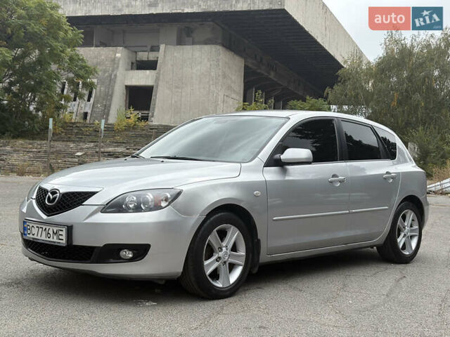 Сірий Мазда 3, об'ємом двигуна 1.6 л та пробігом 190 тис. км за 4999 $, фото 2 на Automoto.ua