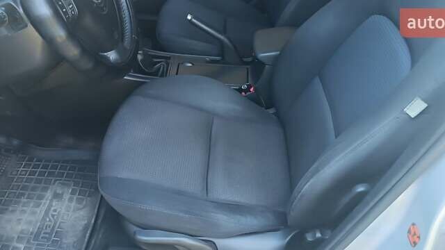 Серый Мазда 3, объемом двигателя 1.6 л и пробегом 230 тыс. км за 4150 $, фото 24 на Automoto.ua